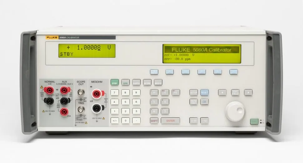 Fluke 5080A Calibrador Multiproducto