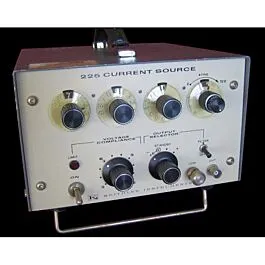 Fuente de Corriente Keithley 225
