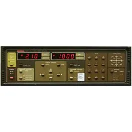 Fuente Programable de Voltaje y Corriente Keithley 228 100W