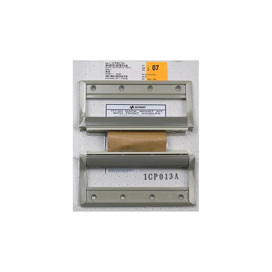 Kit de Brida y Manija para Montaje en Bastidor Keysight 1CP013A (4U)