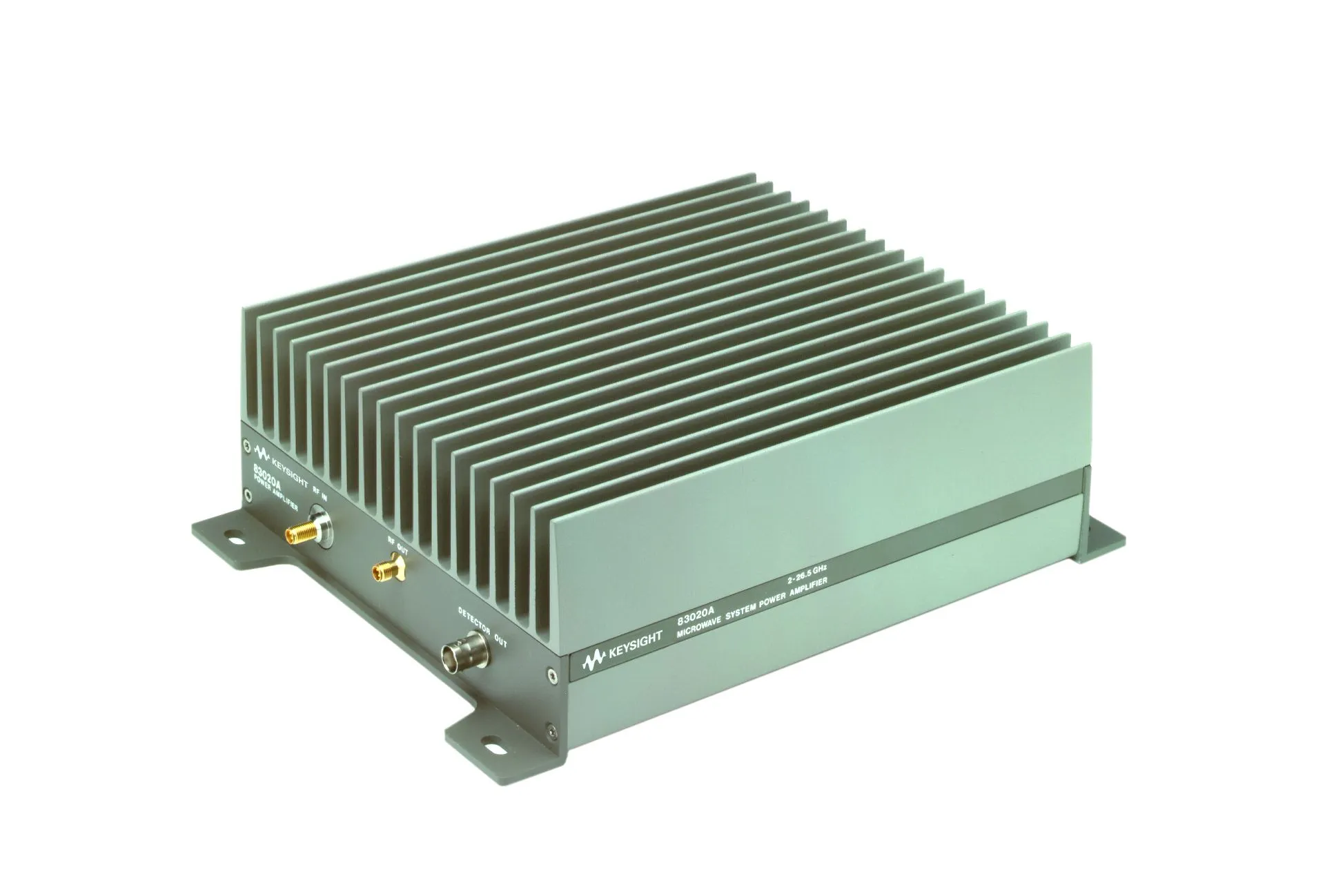 Amplificador de Sistema de Microondas Keysight 83020A