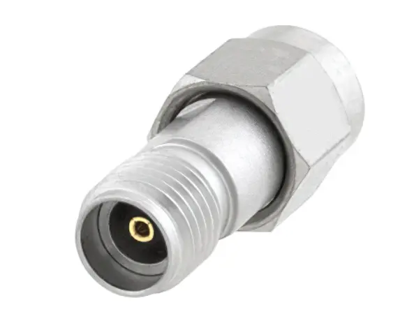 Adaptador Pasternack PE9332 macho de 3.5 mm a hembra de 3.5 mm
