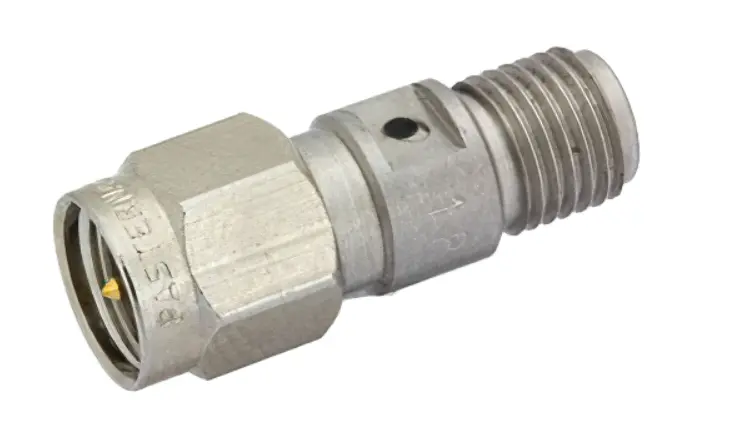 Adaptador coaxial Pasternack PE9694 SMA