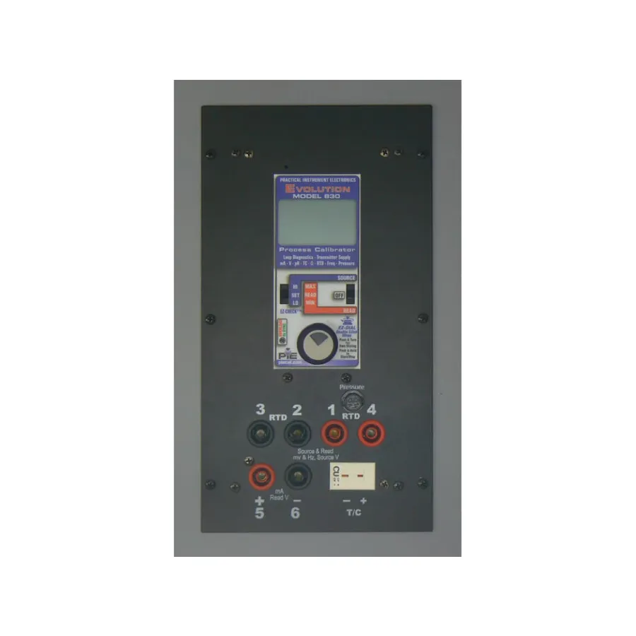 Calibrador Multifunción Panel Mount PIE 830PM