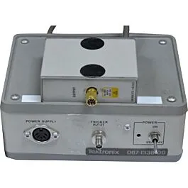 Tektronix 067-1338-00 Generador de Paso de Calibración