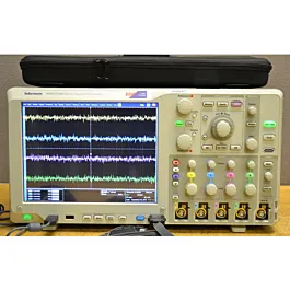 Osciloscopio de Señal Mixta Tektronix MSO5104B