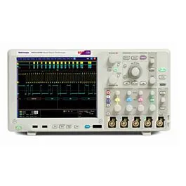 Tektronix MSO5204B Osciloscopio de Señales Mixtas
