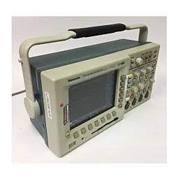 Tektronix TDS3054B Osciloscopio de Fósforo Digital