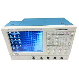 Osciloscopio de Fósforo Digital Tektronix TDS5054B